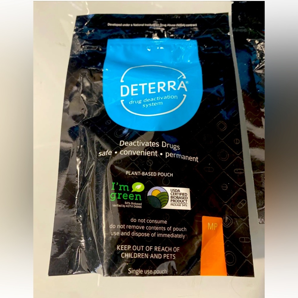 LOT of 5 DETERRA Drug Deactivation Safe At-Home Medication Disposal System MP
